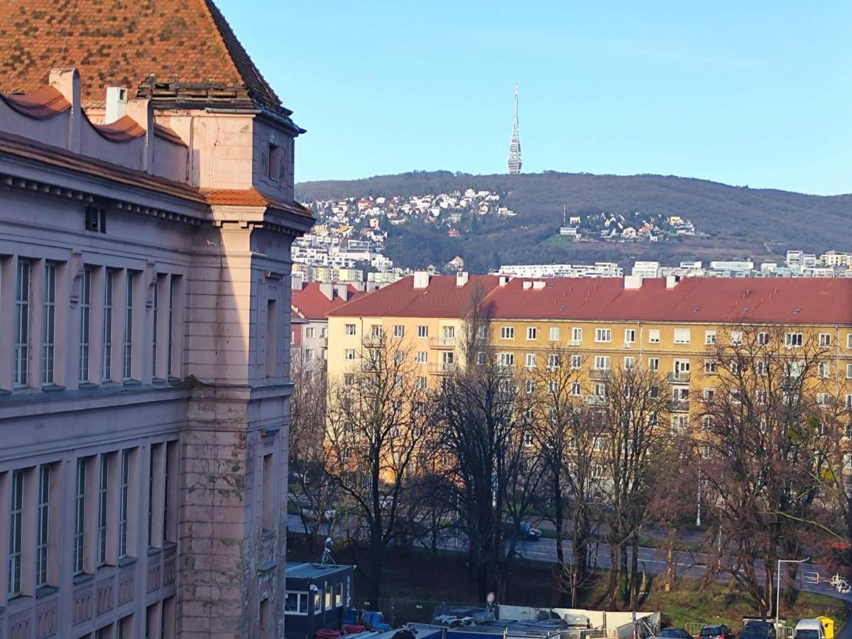 Yarn - Brand New - Free Parking - Balcony With View - Shopping Mall Apartament Bratysława